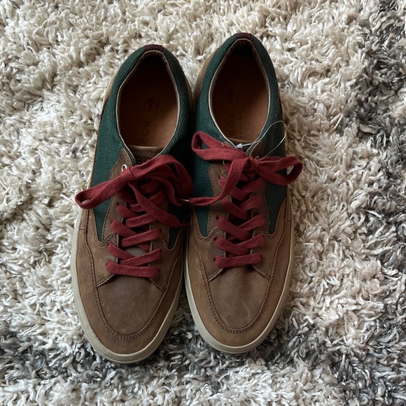 Arbor Men's Brown and Green Casual Sneakers - Picture 1 of 8